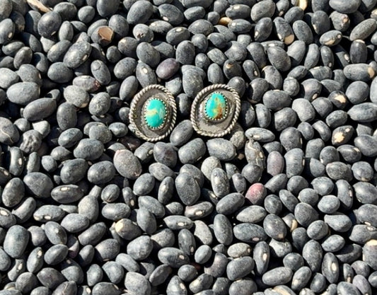 The Beth Shadow box studs