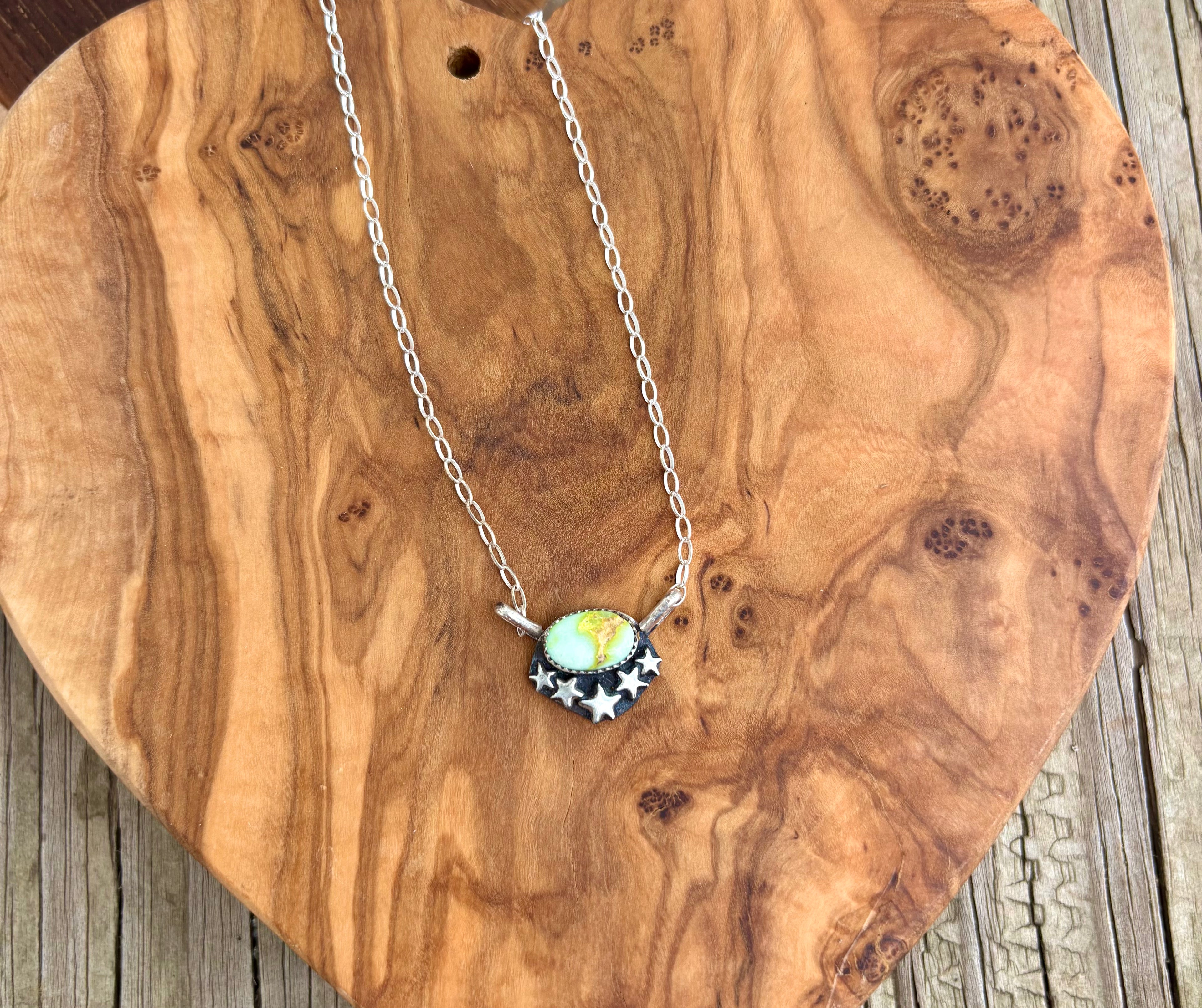 The Maisy necklace
